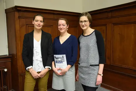 Gruppenbild der PUSh-Preistr?gerinnen Monja Eberlein, Isabel Stanoschek und Birgit Mohr